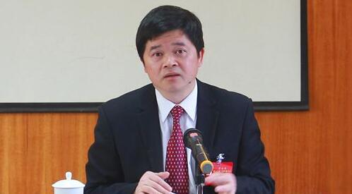 廖應燦簡歷：廣西農村投資集團董事長廖應燦，曾任廣西投資集團黨委副書記、靈山縣委書記