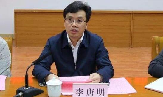 李唐明簡歷：玉林市工信局局長李唐明，曾任玉林市商務(wù)局局長，容縣縣委副書記、縣長，福綿區(qū)委常委、常務(wù)副區(qū)長