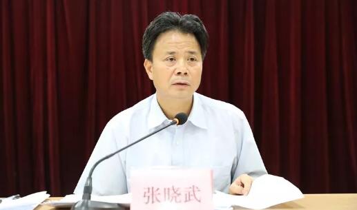 張曉武簡歷：桂林市人大主任張曉武，曾任桂林市委常委、常務(wù)副市長